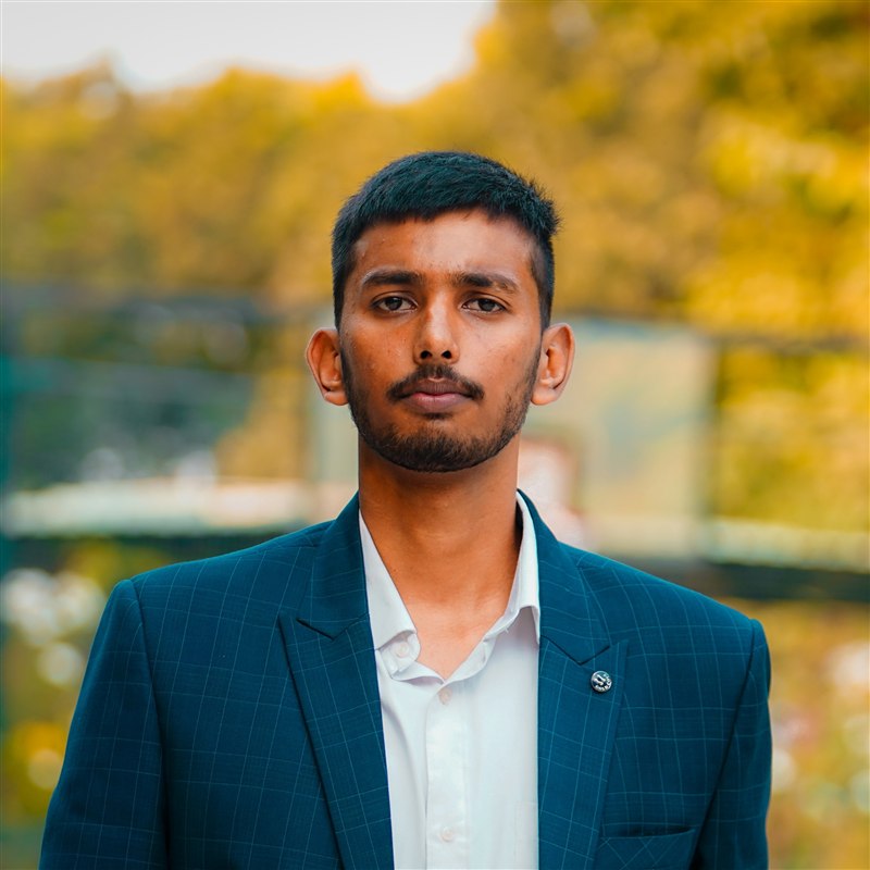 Om Kumar Gupta, Co-founder of Staad